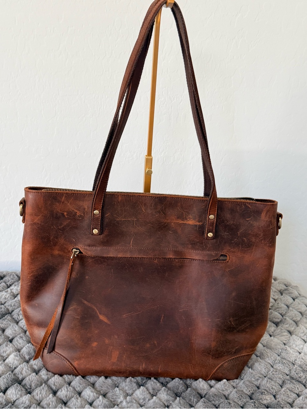 Handmade, heavy full-grain leather utilitarian totes by Stone. - Picture 3 of 6